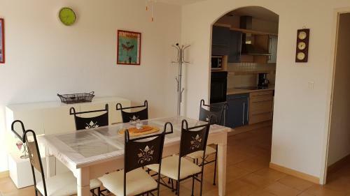 Rqe 12 Villa 4 Pi�ces 6 Couchages Narbonne-plage
