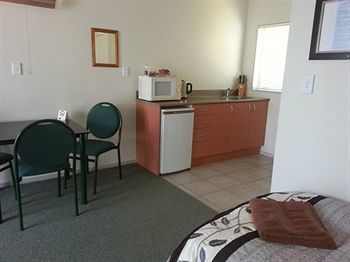 Blake Court Motel
