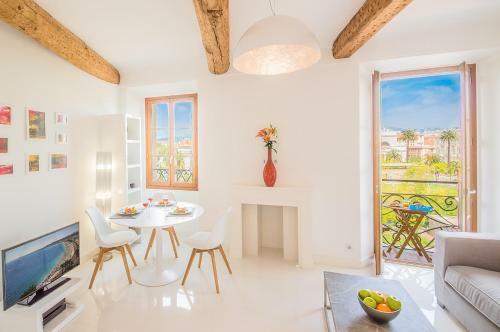Apartamento Sunlight Properties - Bo - Hyper Central, Balcony, 5 Mins To The Beach