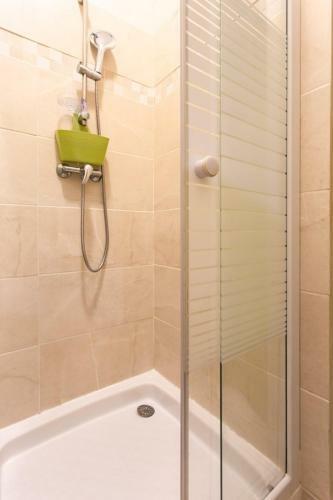 Gambetta Furnished Apartment