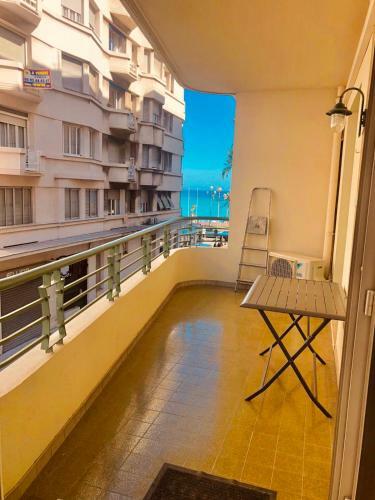 Apartamento City Center Cute Flat With Sea View