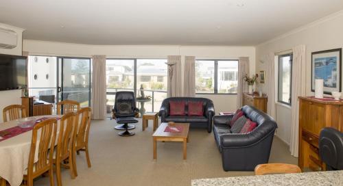 The Reef Apartments