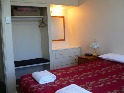 Coachmans Inn Motor Lodge