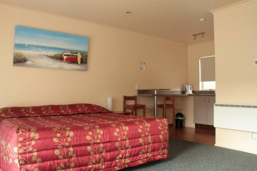 Heritage Court Motel