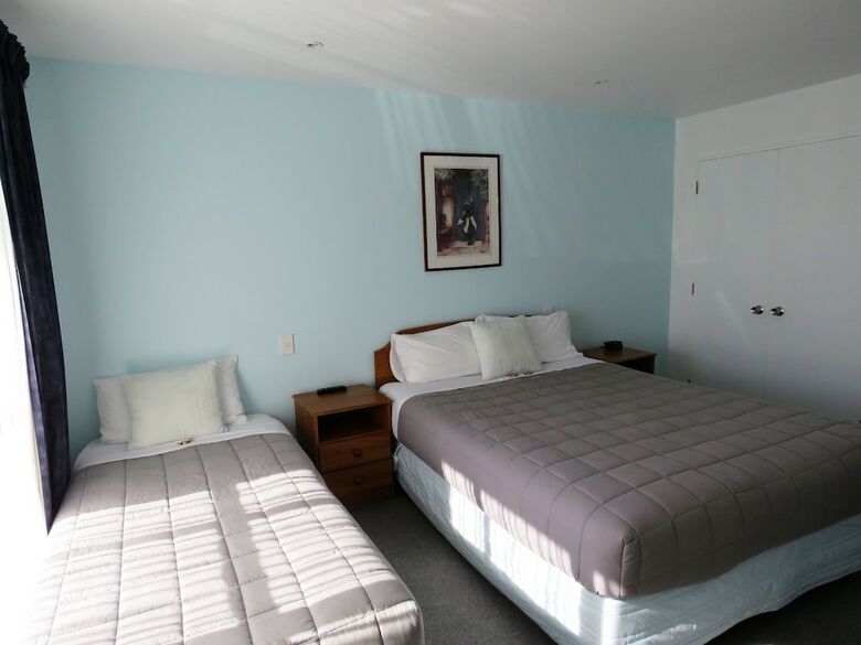 Yarrow Motel