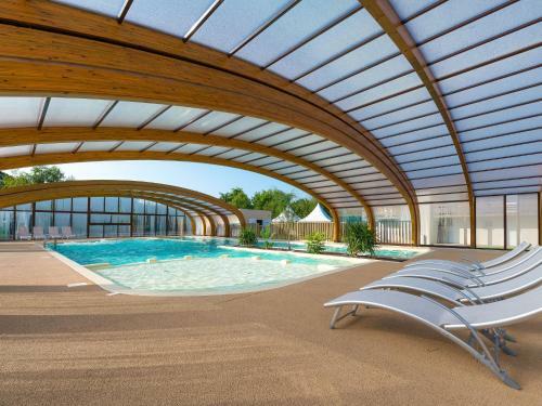 Holiday Home Les Cottages Du Lac - Pns213