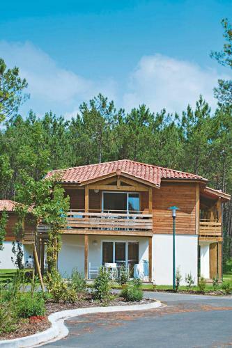 Holiday Home Les Cottages Du Lac - Pns213