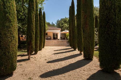 Le R�pertoire - La Villa Des 2 Soeurs