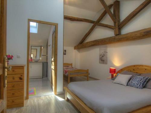 G�te Pirajoux, 3 Pi�ces, 5 Personnes - Fr-1-493-18