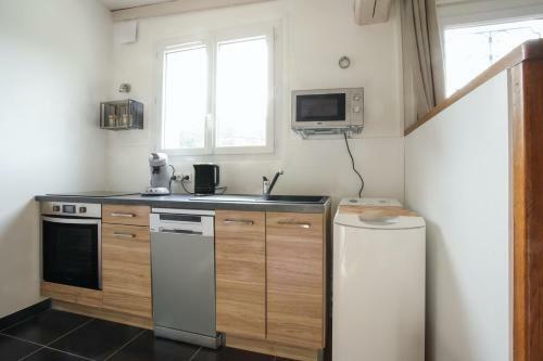House With One Bedroom In Pierrefonds With Wifi