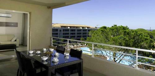 Porto-vecchio Villa Sleeps 2 Pool Air Con T805890