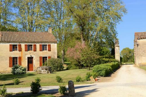Ch�teau De Poudenas
