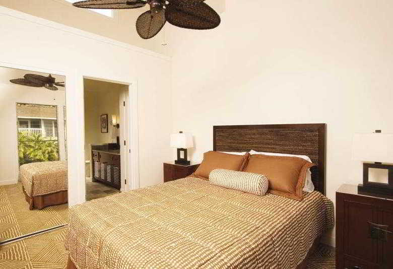 Hotel Outrigger Aina Nalu