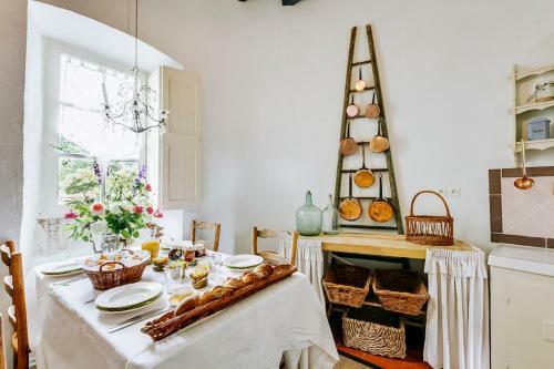 Le Grand-pressigny Chateau Sleeps 6 Wifi