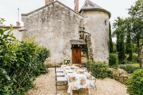 Le Grand-pressigny Chateau Sleeps 6 Wifi