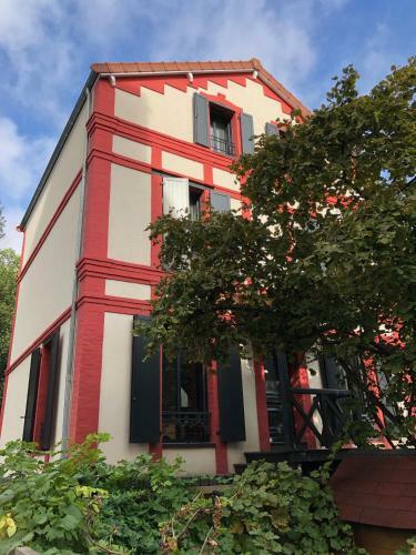 Bed & Breakfast Villa Parisiata