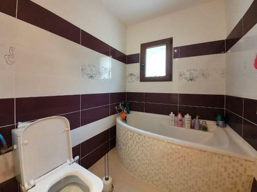 Modern Holiday Home In Puich�ric Near Kayaking, Camping