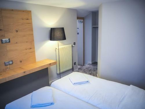 Hotel H�tel Restaurant La Couronne By K