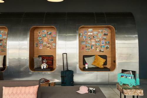 Hotel Moxy Paris Charles de Gaulle Airport