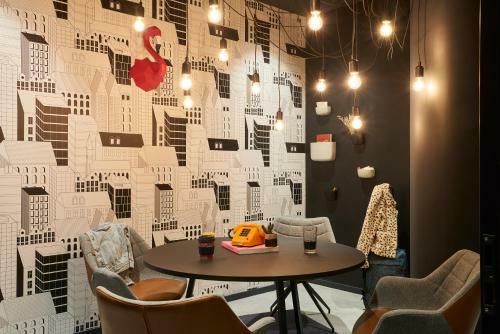 Hotel Moxy Paris Charles de Gaulle Airport