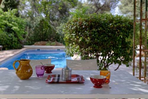 Villa Le Bastidoun Proven�al House