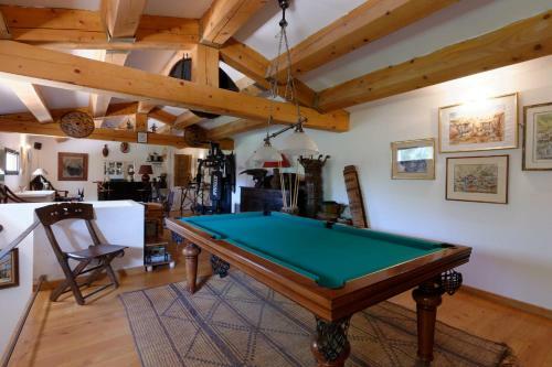 Villa Le Bastidoun Proven�al House