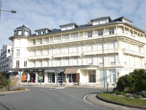 Apartment De La Plage Et D'angleterre