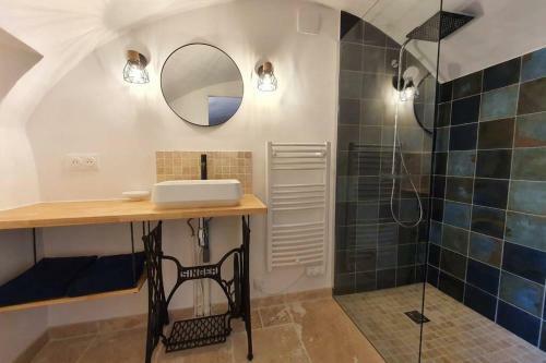 G�te P�cher Au Ch�teau Des Pauses