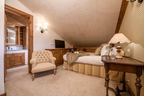 Saint-bon-tarentaise Chalet Sleeps 12 With Wifi