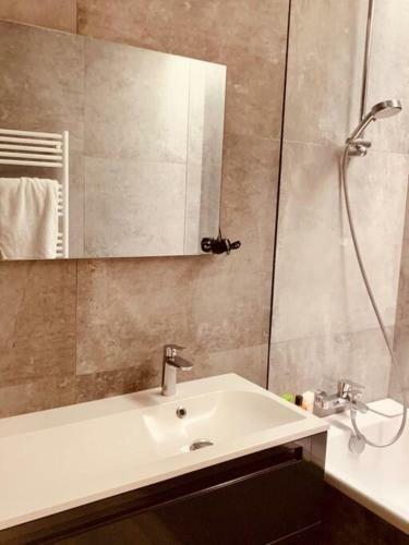 Apartamento Unique ! Waterfront Flat In Saint Aygulf