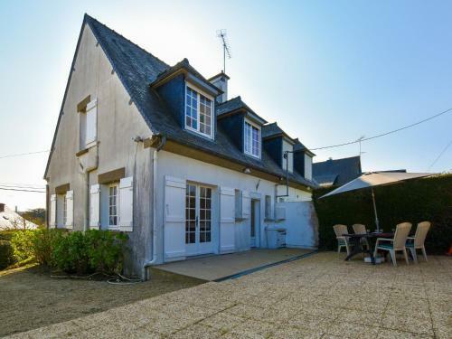 Semi-detached Home With Garden, 500m From The Beach, Golf Course - C�te D?armor