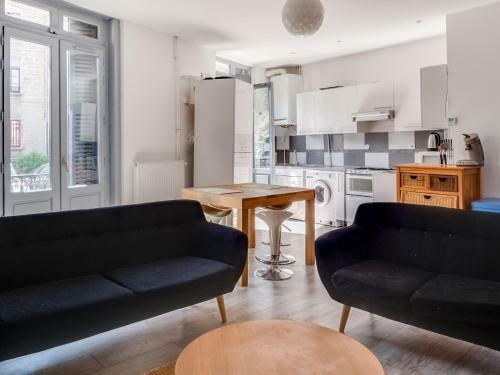 Blissful Apartment In Saint Chamond With Balcony