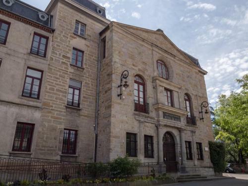 Simplistic Apartment In Saint Chamond Near Shopping Street