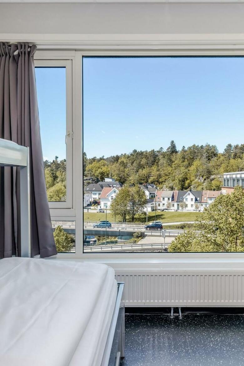 Yess! Hotel
