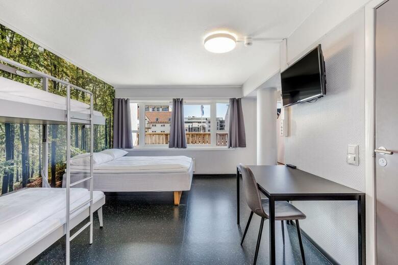 Yess! Hotel