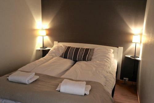 Hotel Fl�m Marina & Apartments