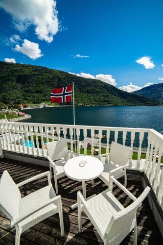 Hofslund Fjord Hotel