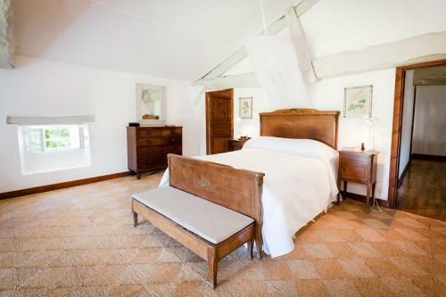 Saint-colomb-de-lauzun Chateau Sleeps 12 Pool Wifi