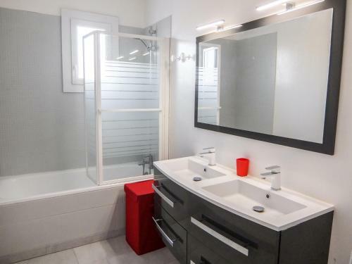 Holiday Home Villa De La Mer