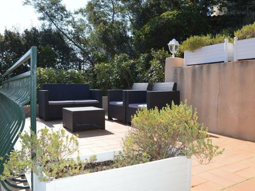 Bright Villa In Sainte-maxime With Private Pool