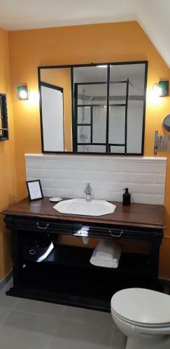Bed & Breakfast Aux Couleurs D'esteil