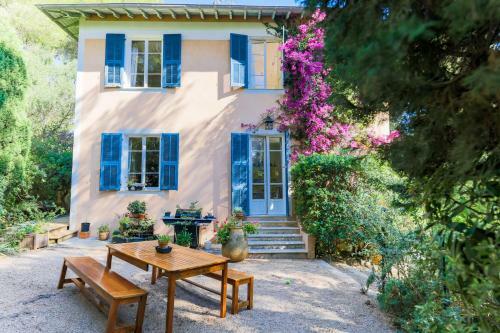 Villa La Brise Du Cap By Riviera Holiday Homes