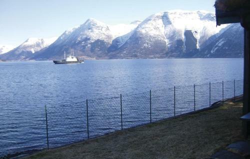 Holiday Home Utne Raaen Hytteutleige IV