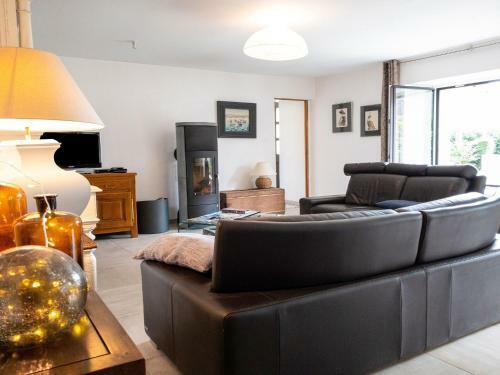 Quaint Holiday Home In Saint With Garden