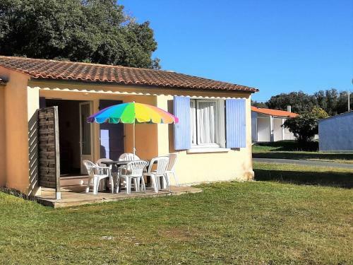 Comfy Holiday Home In Saint-savinien With Sauna