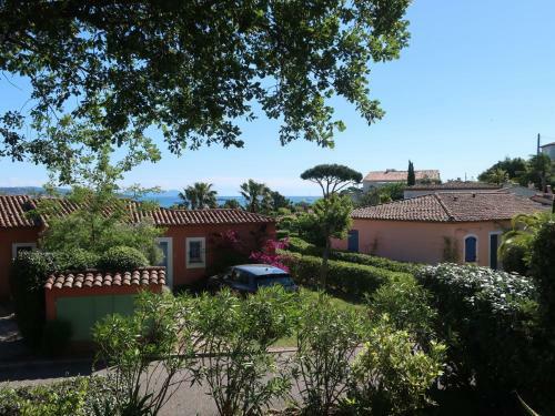 Holiday Home Parc De La Rouveraie
