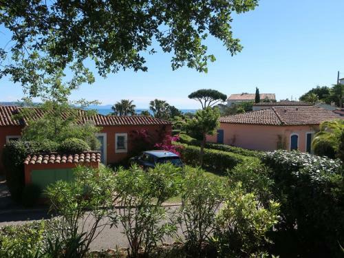 Holiday Home Parc De La Rouveraie