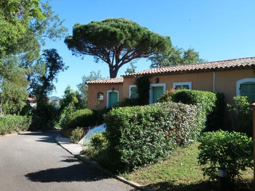Holiday Home Parc De La Rouveraie