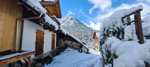 Authentique Chalet De Montagne Avec 5 Chambres