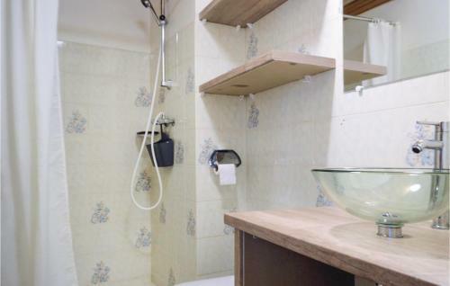 Two-bedroom Holiday Home In San Lorenzu